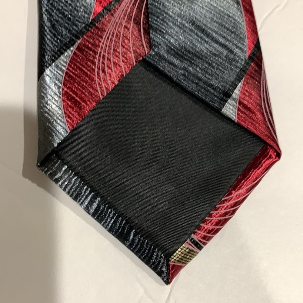 George tie - Picture 3 of 5